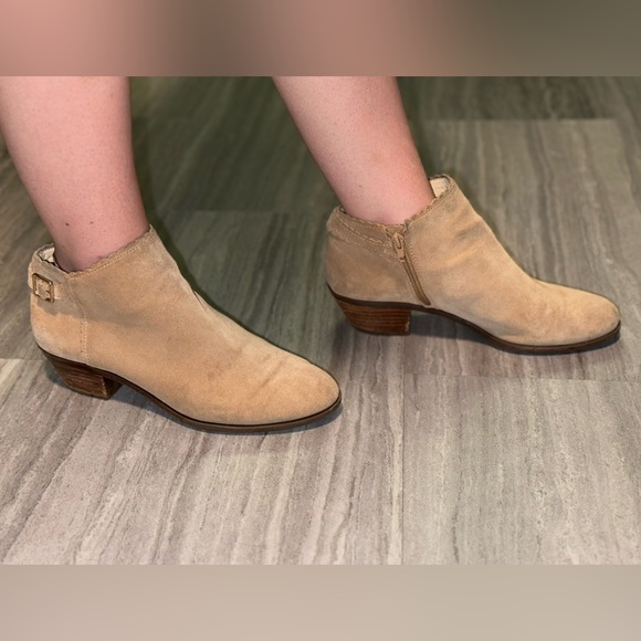 Crown & Ivy Tan Suede Ankle Boots - Picture 1 of 7